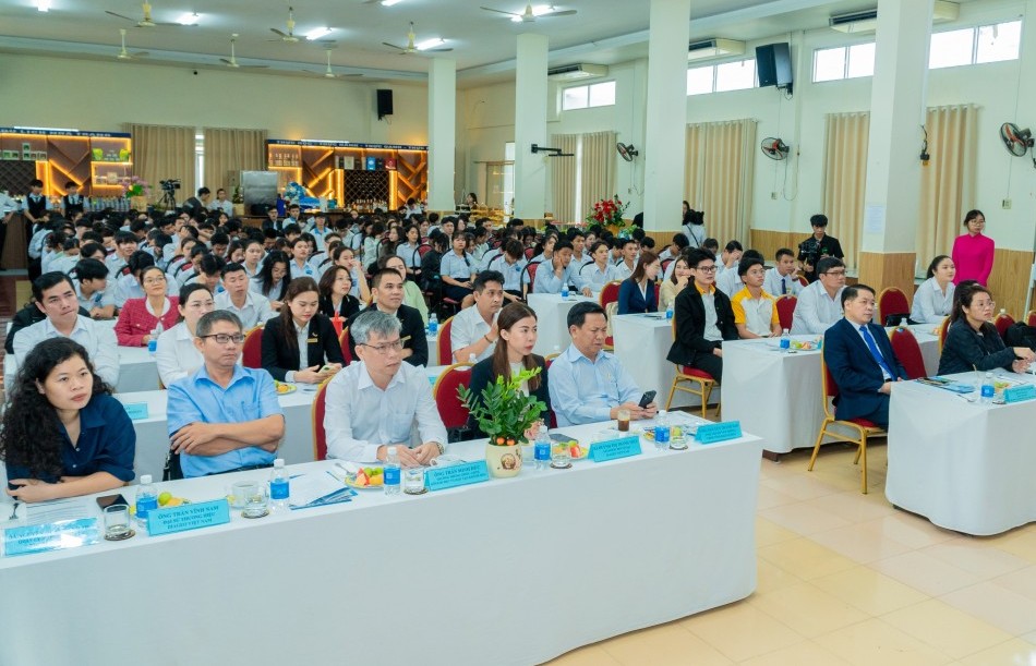 Dự án “Học tập trọn đời” - nền móng cho nguồn nhân lực bền vững