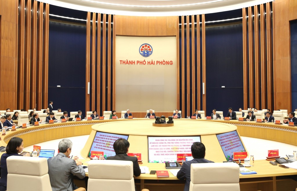 Quang cảng cuộc họp - Ảnh: VGP/Nguyễn Hoàng