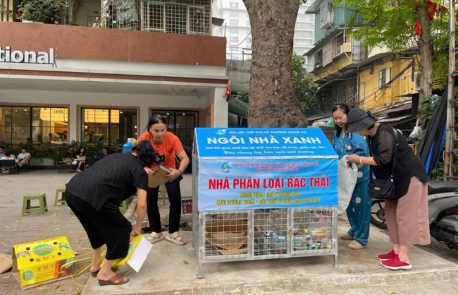 Biến rác thành tài nguyên, dệt màu xanh cho Nông thôn mới