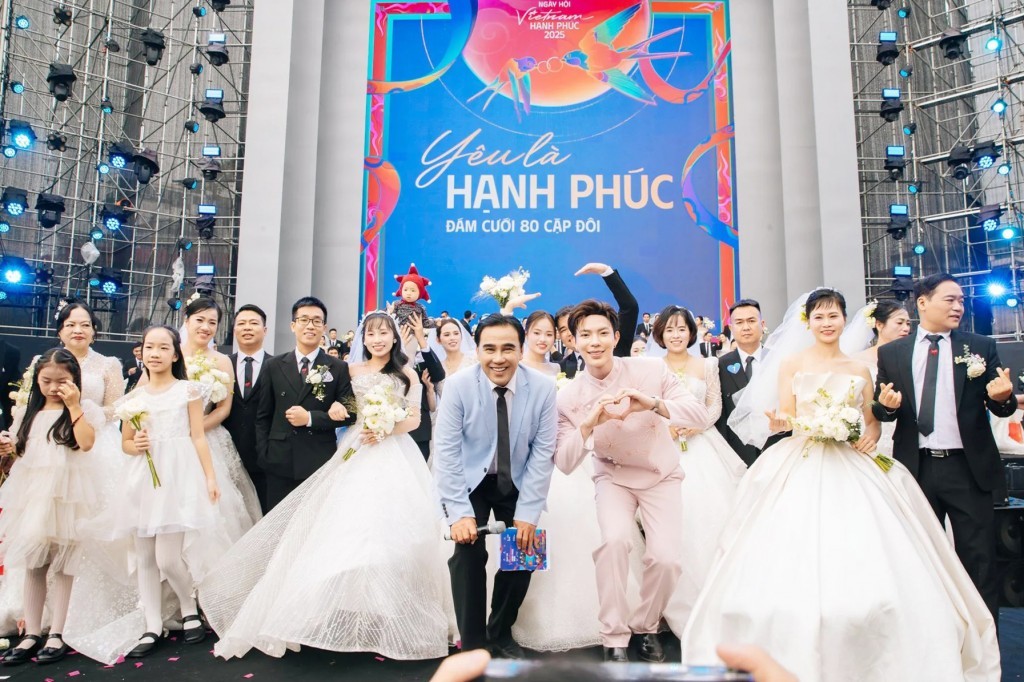 Nơi hạnh phúc được cảm nhận bằng cả thị giác, thính giác và trái tim Nơi hạnh phúc được cảm nhận bằng cả thị giác, thính giác và trái tim