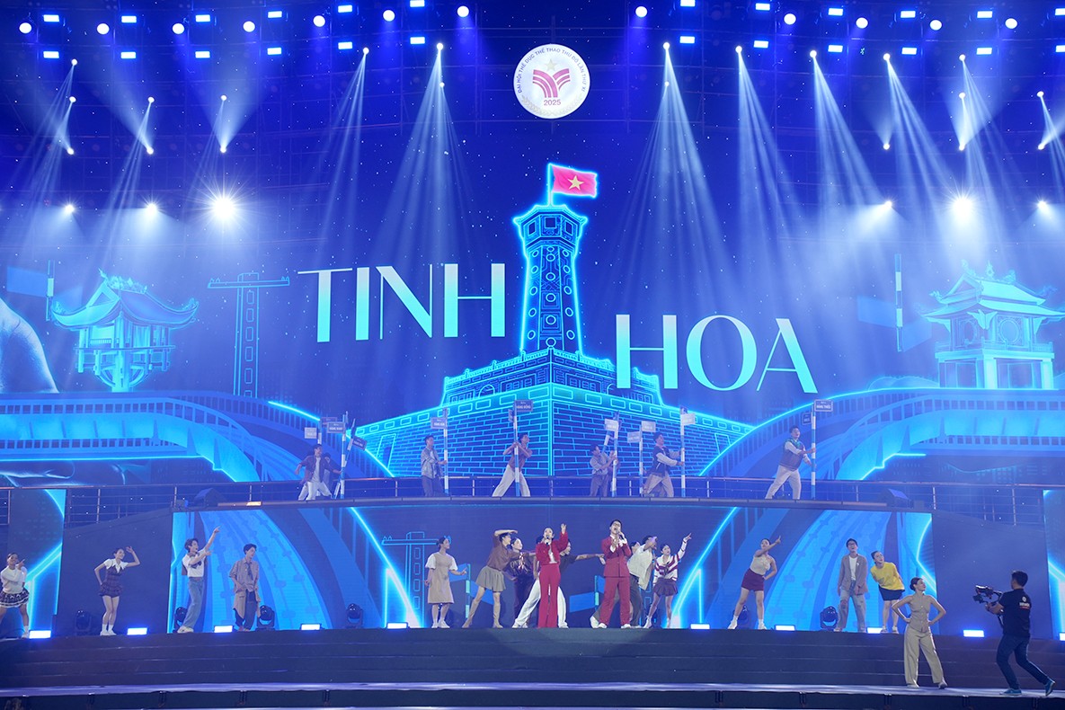 Nghệ thuật chạm cảm xúc tại Lễ khai mạc Đại hội TDTT Thủ đô Nghệ thuật chạm cảm xúc tại Lễ khai mạc Đại hội TDTT Thủ đô