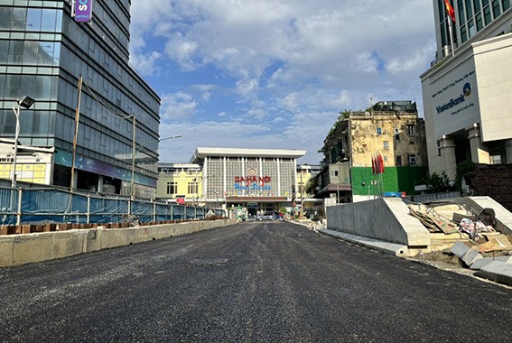 Thu gọn rào chắn dự án đường sắt đô thị Nhổn ga Hà Nội