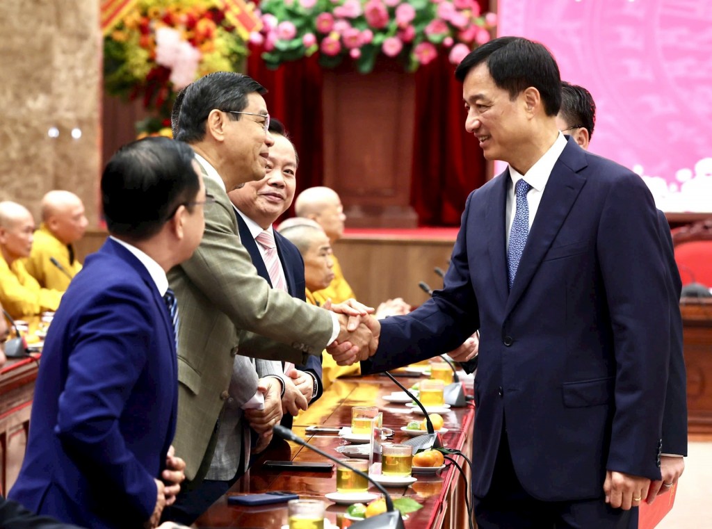 Hà Nội luôn trân trọng những đóng góp trách nhiệm, nghĩa tình của các tổ chức tôn giáo Hà Nội luôn trân trọng những đóng góp trách nhiệm, nghĩa tình của các tổ chức tôn giáo