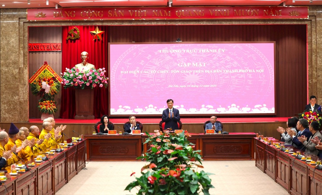 Hà Nội luôn trân trọng những đóng góp trách nhiệm, nghĩa tình của các tổ chức tôn giáo Hà Nội luôn trân trọng những đóng góp trách nhiệm, nghĩa tình của các tổ chức tôn giáo