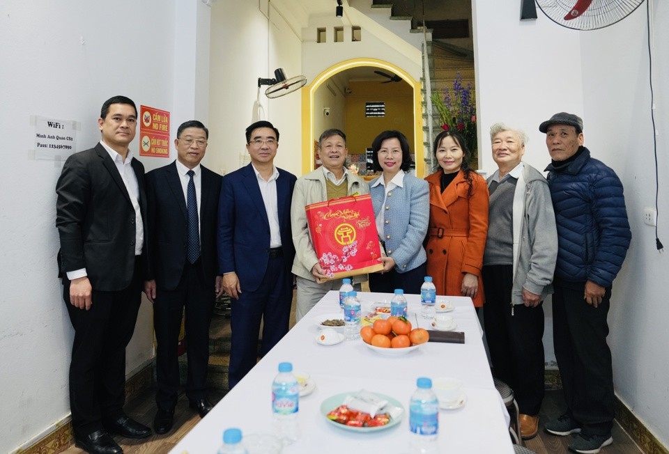 Nhân dịp Tết Nguyên đán Ất Tỵ 2025 Nhân dịp Tết Nguyên đán Ất Tỵ 2025