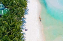 Bãi biển nào tại Việt Nam có bờ cát mang “màu của năm 2026”?