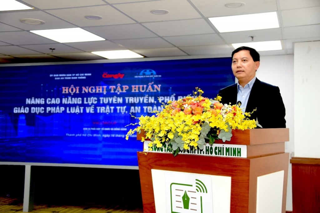 TP Hồ Chí Minh: Nâng cao ý thức tham gia giao thông TP Hồ Chí Minh: Nâng cao ý thức tham gia giao thông