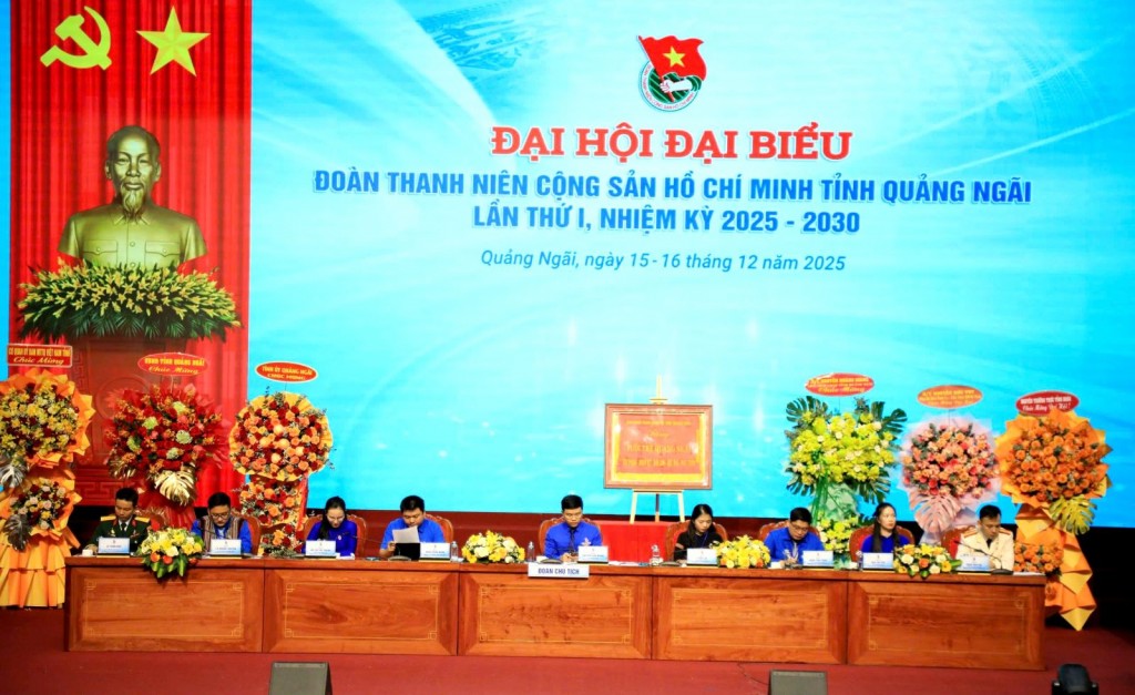 Tuổi trẻ Quảng Ngãi bản lĩnh, đột phá, phát triển Tuổi trẻ Quảng Ngãi bản lĩnh, đột phá, phát triển