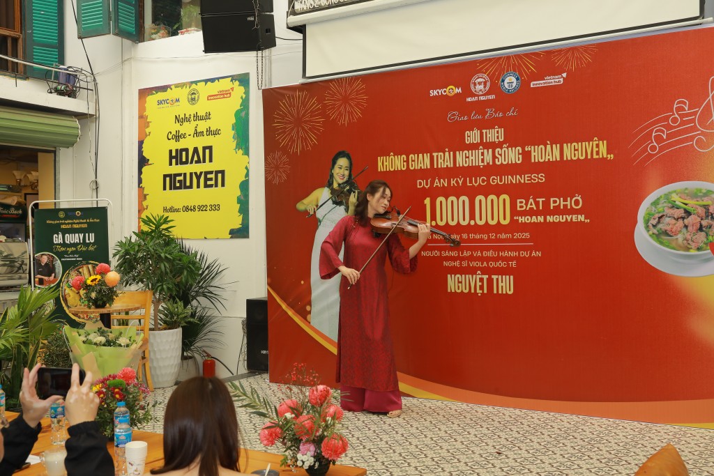 Nghệ sĩ viola quốc tế Nguyệt Thu lan tỏa âm nhạc tới cộng đồng Nghệ sĩ viola quốc tế Nguyệt Thu lan tỏa âm nhạc tới cộng đồng