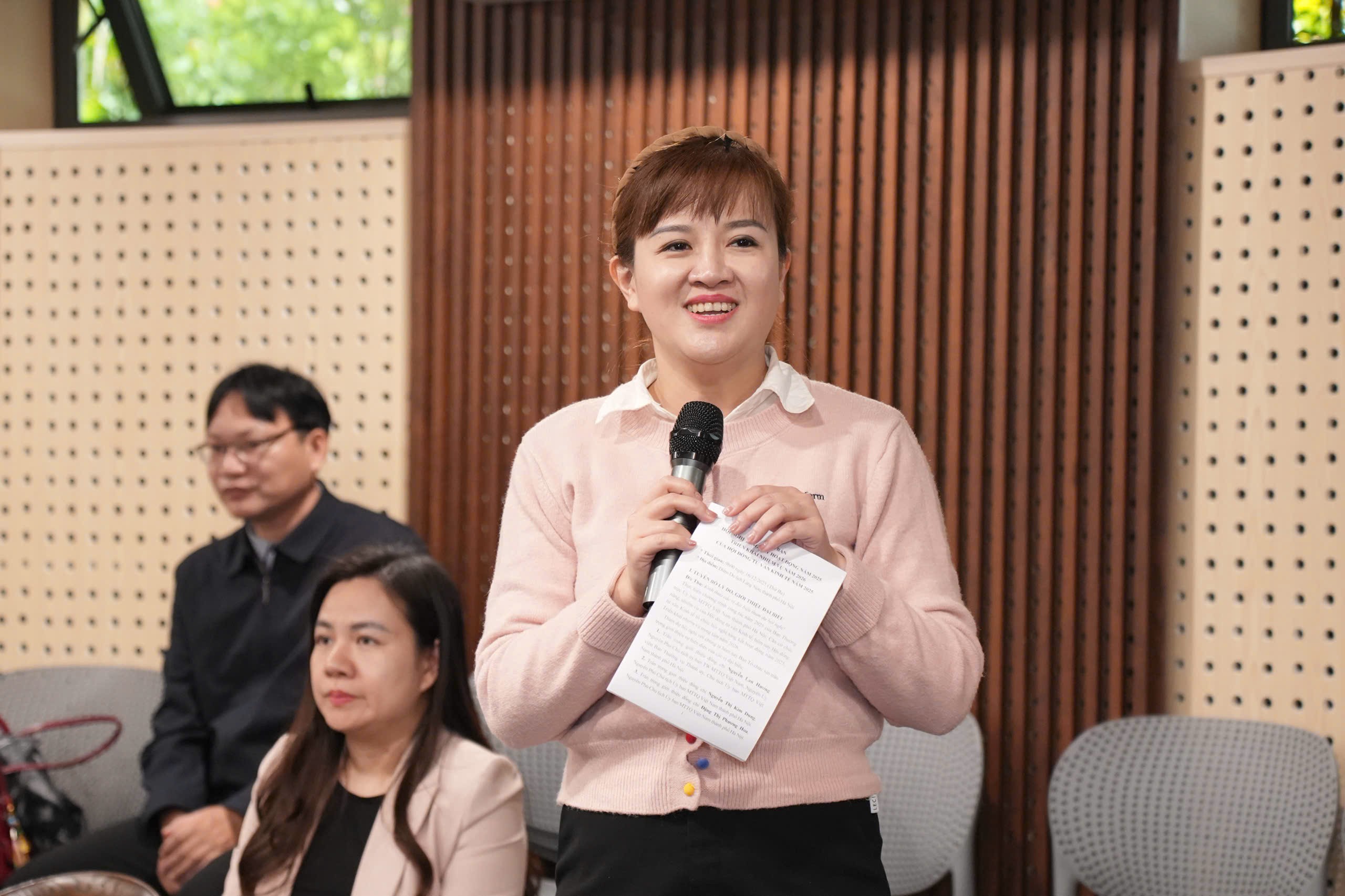 Phát huy vai trò đội ngũ trí thức tham gia tư vấn, phản biện Phát huy vai trò đội ngũ trí thức tham gia tư vấn, phản biện