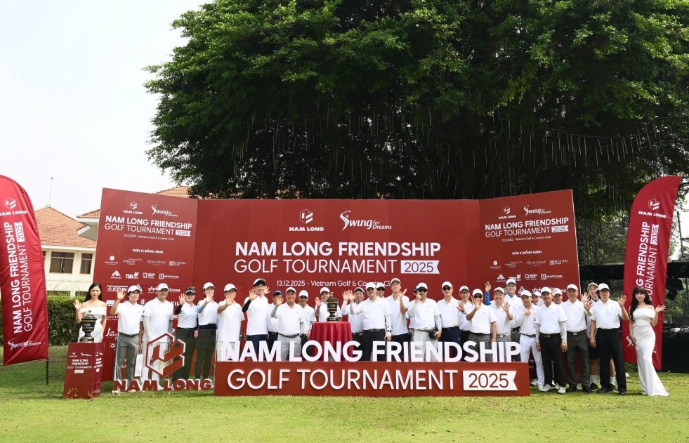 Hơn 1,15 tỷ đồng học bổng Swing for Dreams tiếp sức cho sinh viên tài năng vượt khó