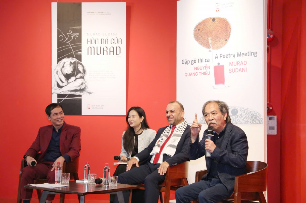 Cuộc đối thoại thi ca để nhân lên những giá trị nhân văn và khát vọng hòa bình 