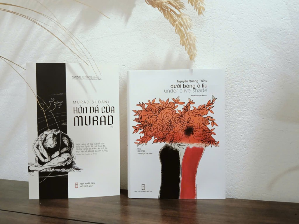 Hai tập thơ được gửi tới bạn đọc dịp này