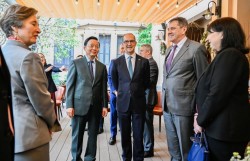 Phó Thủ tướng Trần Hồng Hà tiếp thân mật các Đại sứ, Đại biện EU tại Việt Nam