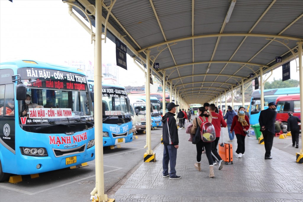 Doanh nghiệp vận tải nâng cao chất lượng phục vụ hành khách dịp Tết