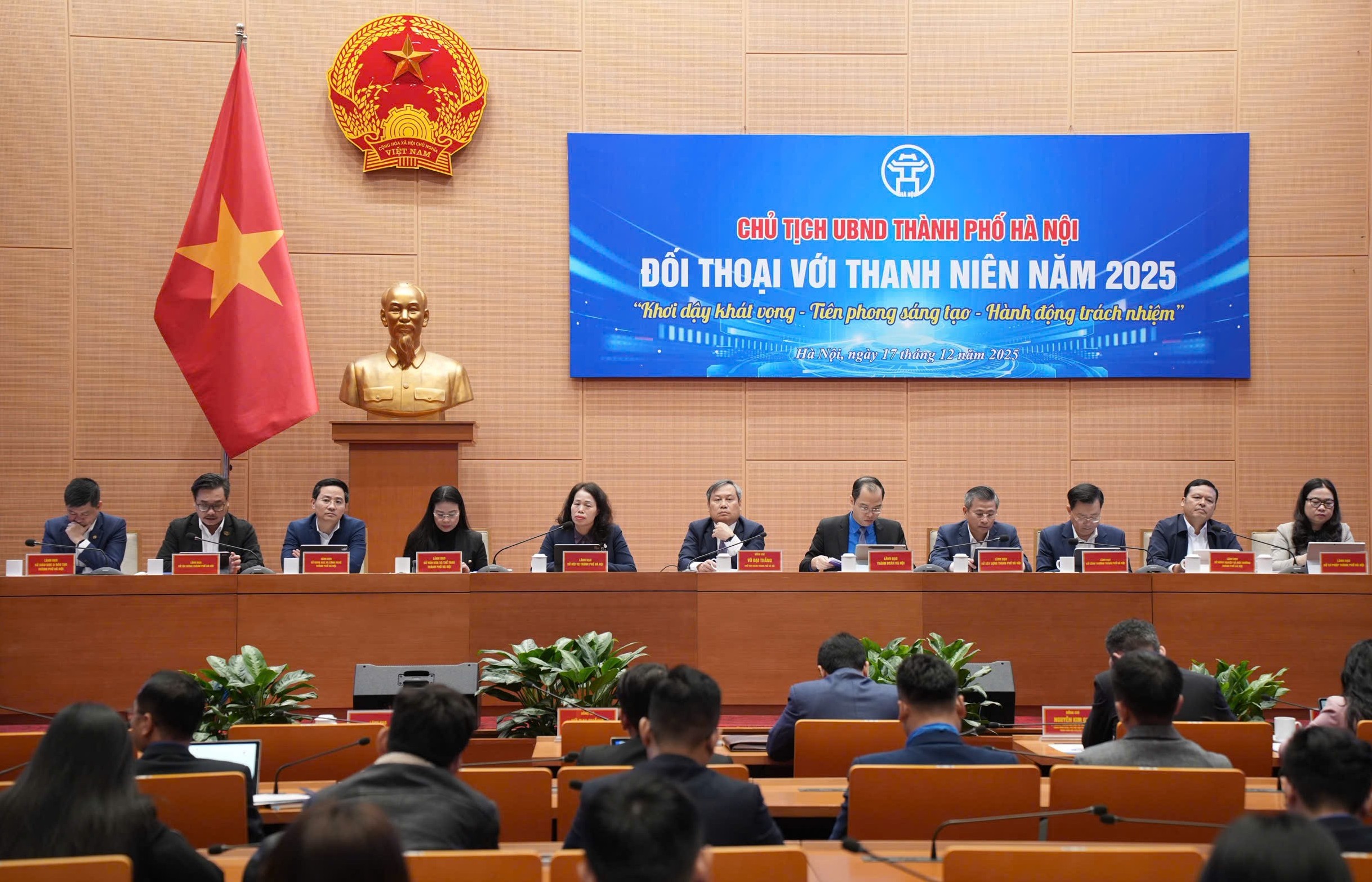 Khơi dậy trí tuệ, bản lĩnh và khát vọng cống hiến của tuổi trẻ