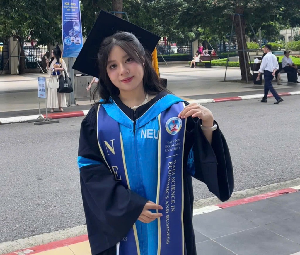 Thiều Ngọc Mai luôn mong muốn mang tri thức mình dã học tập được để mang lại giá trị cho xã hội