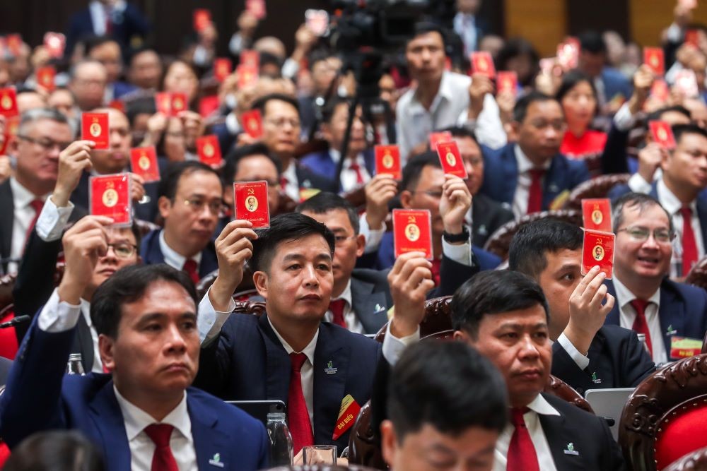 Tiên phong trong chuyển dịch năng lượng và tăng trưởng xanh bền vững