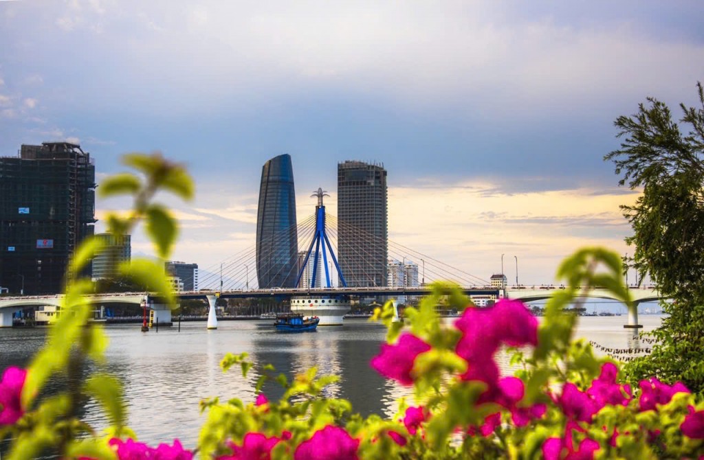 Thành phố Đà Nẵng vừa ban hành Kế hoạch phát động đợt thi đua lập thành tích chào mừng Đại hội lần thứ XIV của Đảng Thành phố Đà Nẵng vừa ban hành Kế hoạch phát động đợt thi đua lập thành tích chào mừng Đại hội lần thứ XIV của Đảng