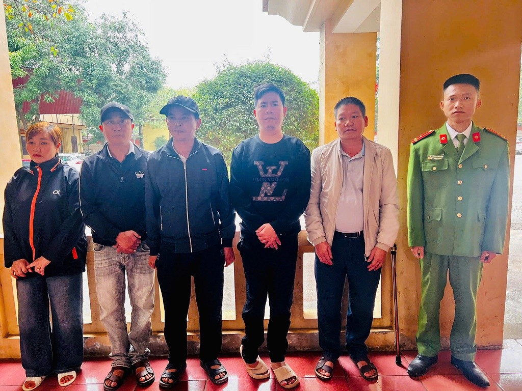 Các đối tượng tại Cơ quan Công an Các đối tượng tại Cơ quan Công an