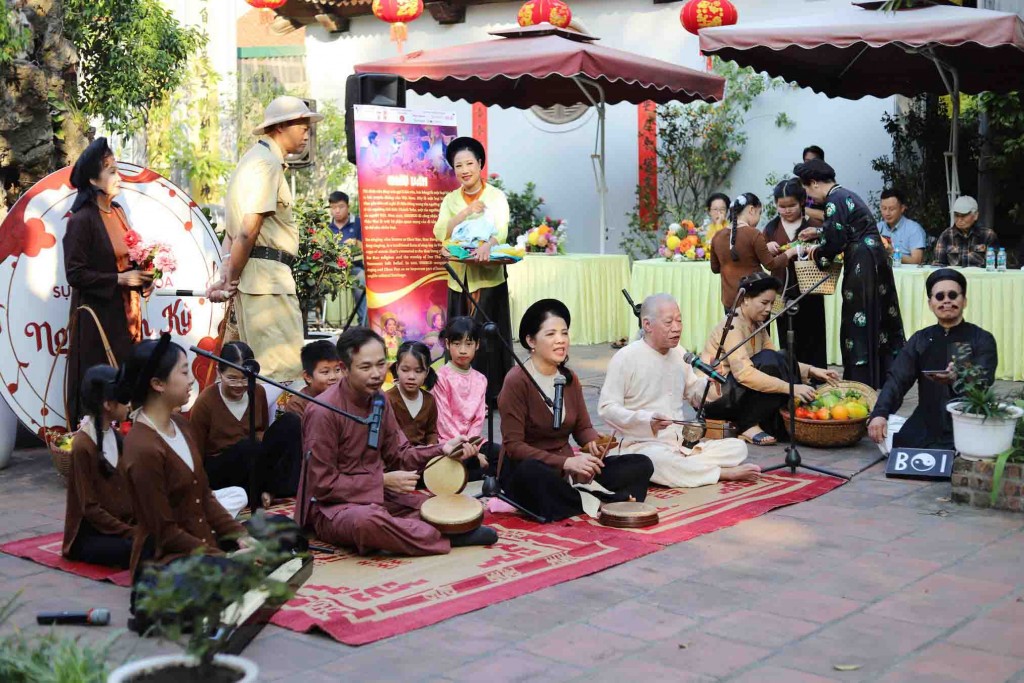 Âm nhạc truyền thống được người trẻ đưa vào đời sống hôm nay qua những không gian trải nghiệm đa giác quan (Ảnh: BTC) Âm nhạc truyền thống được người trẻ đưa vào đời sống hôm nay qua những không gian trải nghiệm đa giác quan (Ảnh: BTC)