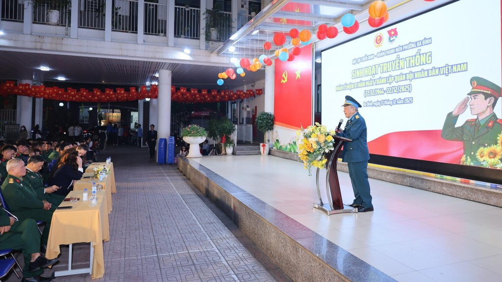 Sinh hoạt truyền thống: Nơi lịch sử “chạm” vào trái tim tuổi trẻ Sinh hoạt truyền thống: Nơi lịch sử “chạm” vào trái tim tuổi trẻ