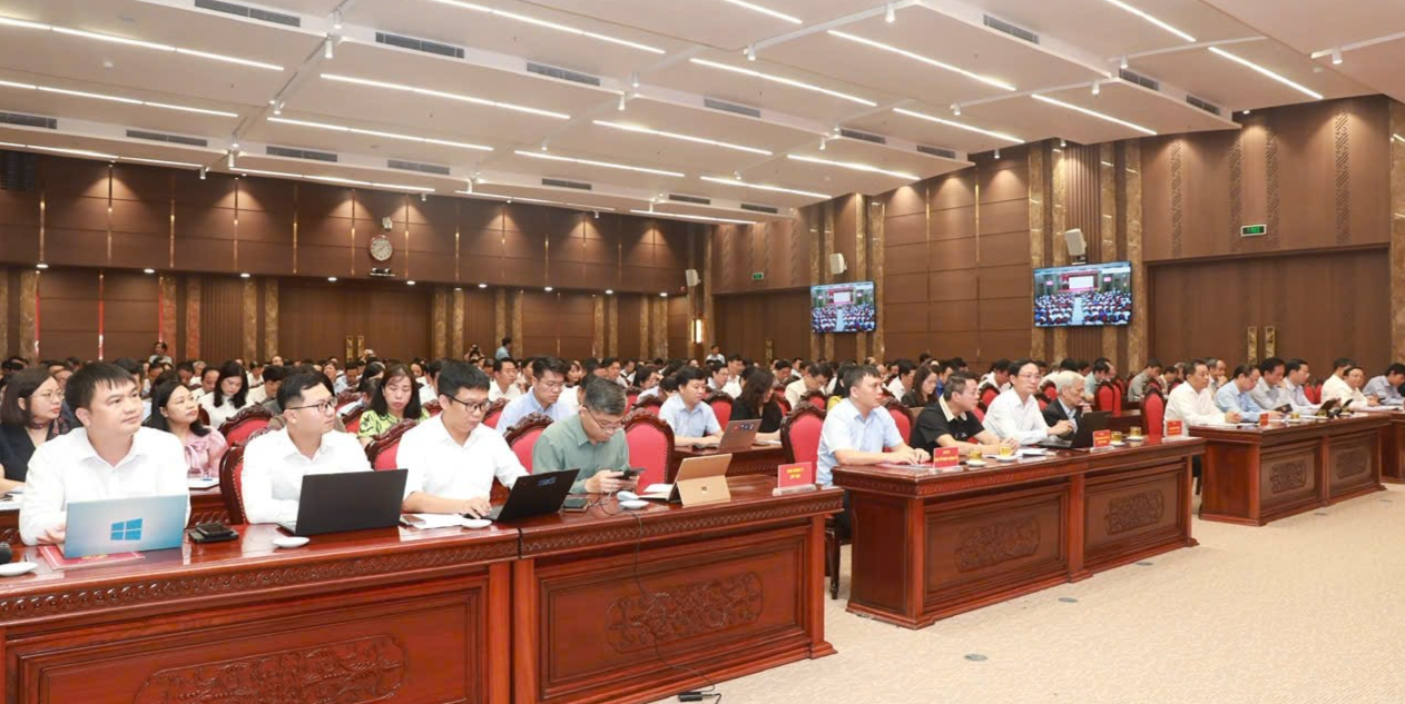 “Lò luyện” cán bộ chất lượng cao của Thủ đô “Lò luyện” cán bộ chất lượng cao của Thủ đô