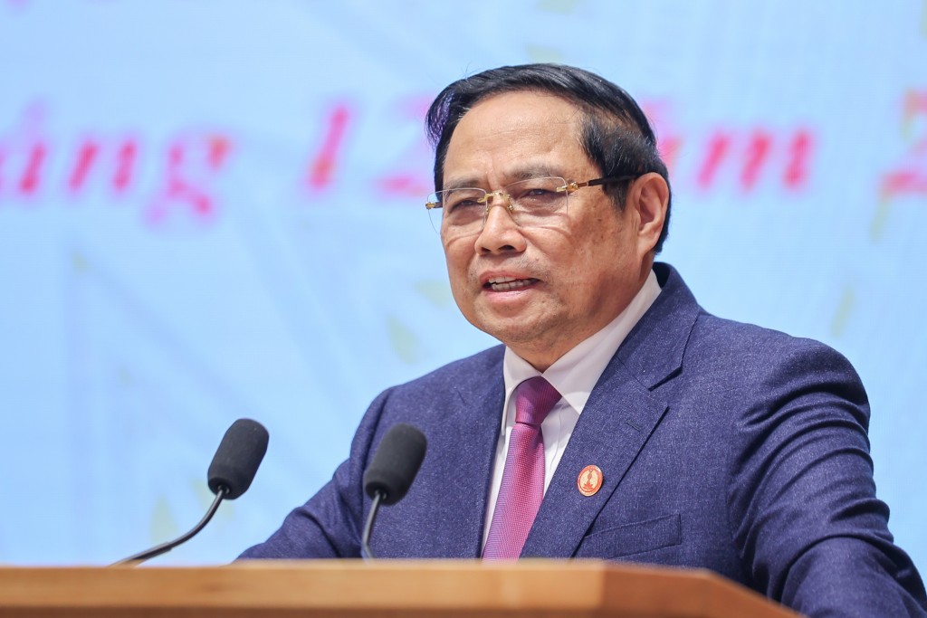 Thủ tướng nhấn mạnh, khoa học công nghệ, đổi mới sáng tạo, chuyển đổi số là xu thế tất yếu, đòi hỏi khách quan, sự lựa chọn mang tính chiến lược và ưu tiên hàng đầu trong đầu tư - Ảnh: VGP/Nhật Bắc Thủ tướng nhấn mạnh, khoa học công nghệ, đổi mới sáng tạo, chuyển đổi số là xu thế tất yếu, đòi hỏi khách quan, sự lựa chọn mang tính chiến lược và ưu tiên hàng đầu trong đầu tư - Ảnh: VGP/Nhật Bắc