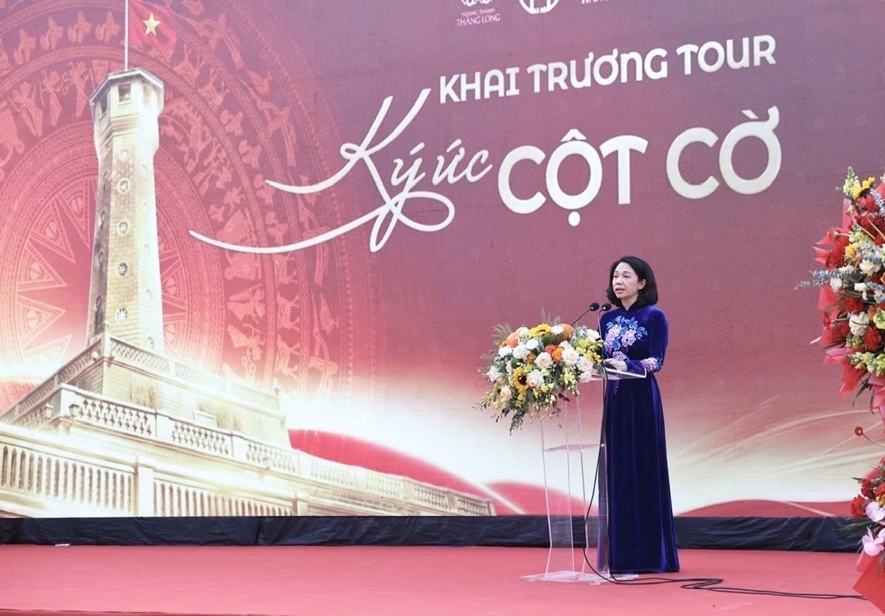 Phó Chủ tịch UBND thành phố Hà Nội Vũ Thu Hà phát biểu tại buổi lễ khai trương tour “Ký ức Cột cờ” góp phần làm mới cách tiếp cận di sản
