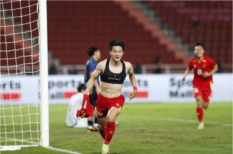 Ngược dòng ngoạn mục, U22 Việt Nam vô địch SEA Games 33 Ngược dòng ngoạn mục, U22 Việt Nam vô địch SEA Games 33