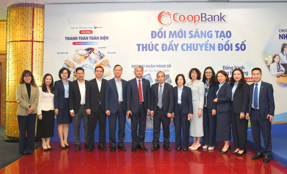 Co-opBank: Khẳng định vai trò trụ cột tài chính của khu vực kinh tế hợp tác
