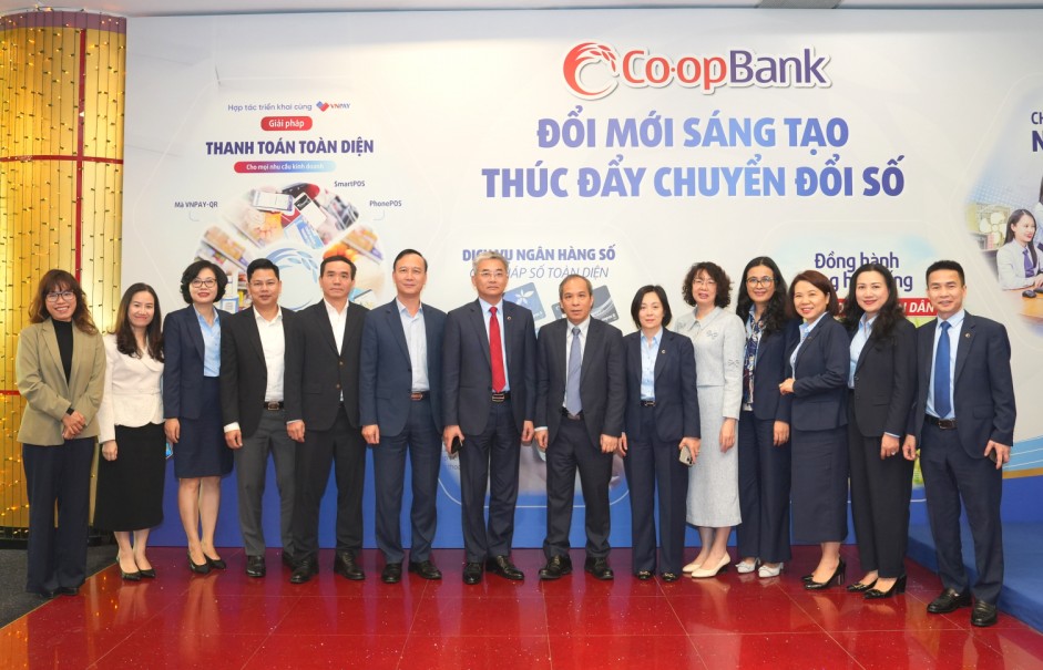 Co-opBank: Khẳng định vai trò trụ cột tài chính của khu vực kinh tế hợp tác