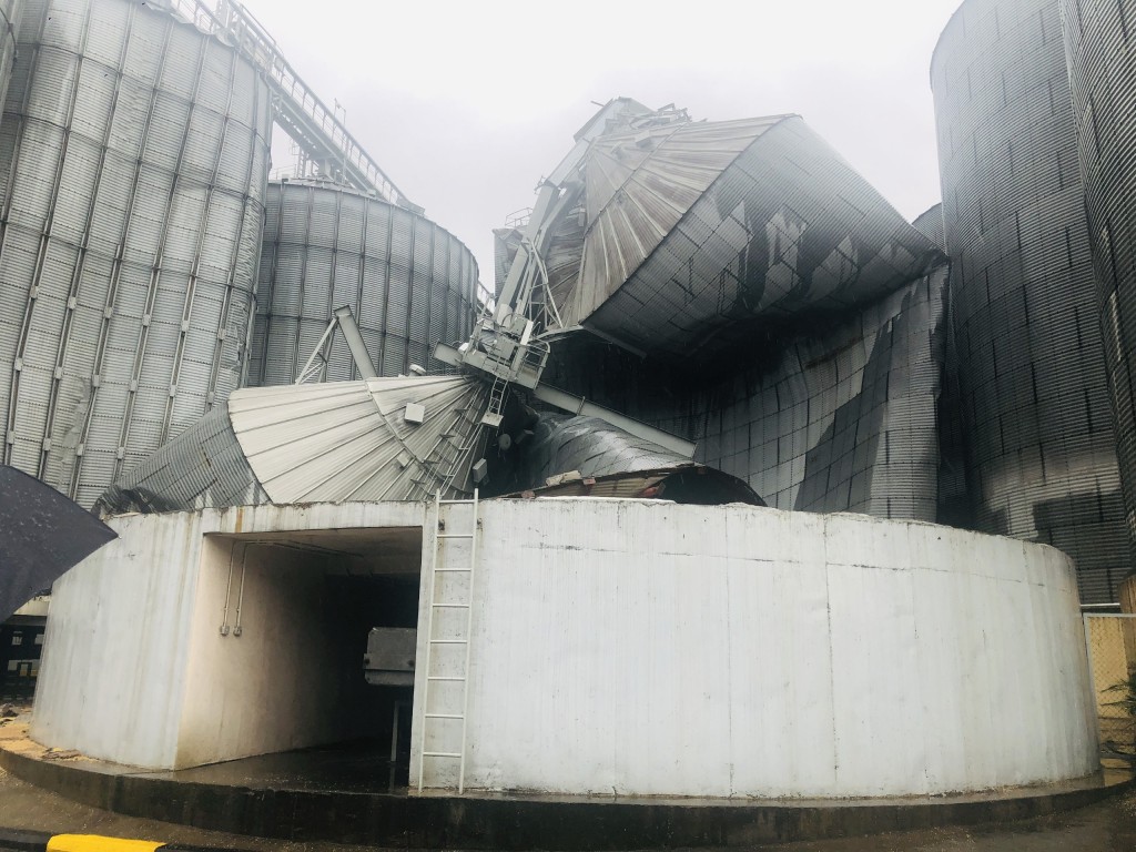 Cơn bão số 3 gây thiệt hại lớn cho nhiều doanh nghiệp, ảnh hưởng nghiêm trọng đến sản xuất và kinh doanh. (Ảnh: Bảo Việt) Cơn bão số 3 gây thiệt hại lớn cho nhiều doanh nghiệp, ảnh hưởng nghiêm trọng đến sản xuất và kinh doanh. (Ảnh: Bảo Việt)