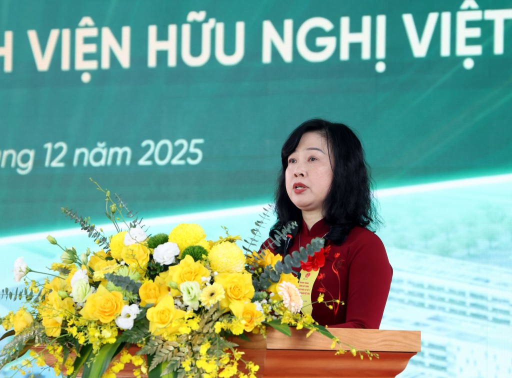 Bộ trưởng Đào Hồng Lan: Hai Bệnh viện phải coi Cơ sở 2 là một phần không thể tách rời, là cánh tay nối dài, đảm bảo chất lượng chuyên môn là đồng nhất giữa hai cơ sở - Ảnh VGP/Đức Tuân