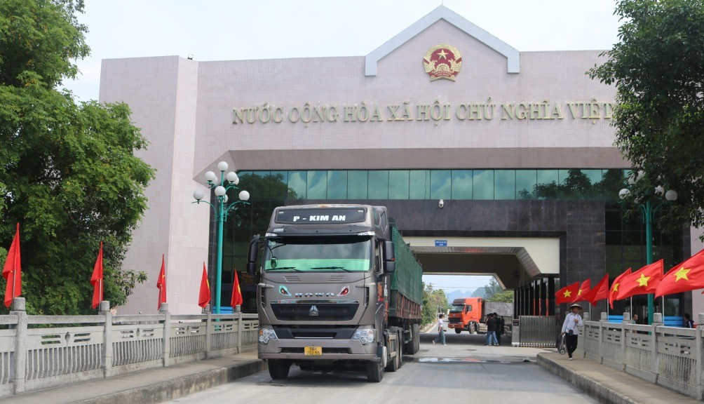 Cửa khẩu quốc tế Tà Lùng (Cao Bằng)