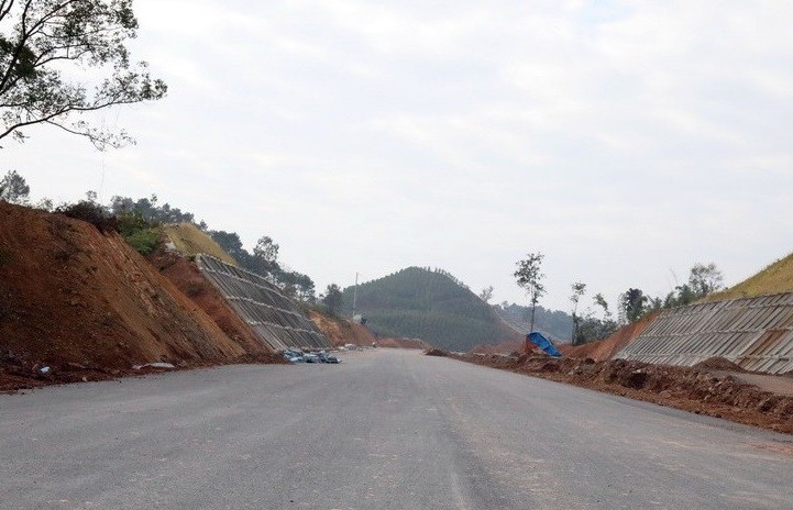 Góp phần thúc đẩy phát triển kinh tế-xã hội của địa phương và khu vực