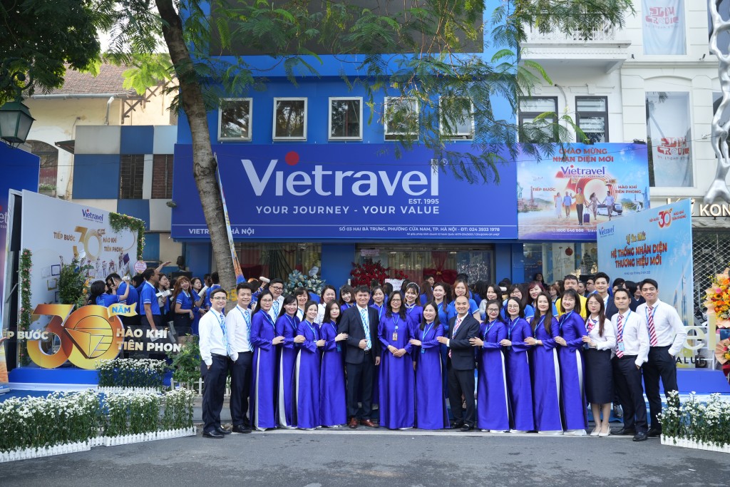 Vietravel ra mắt nhận diện thương hiệu mới, đánh dấu 30 năm phát triển và vươn mình cùng đất nước