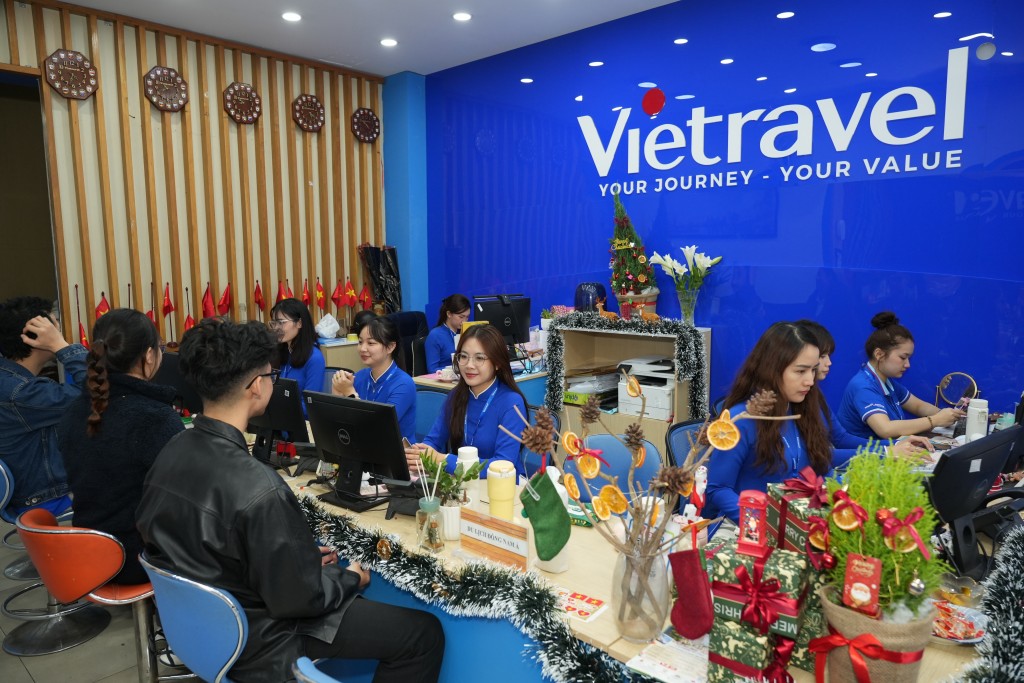 Vietravel ra mắt nhận diện thương hiệu mới, đánh dấu 30 năm phát triển và vươn mình cùng đất nước