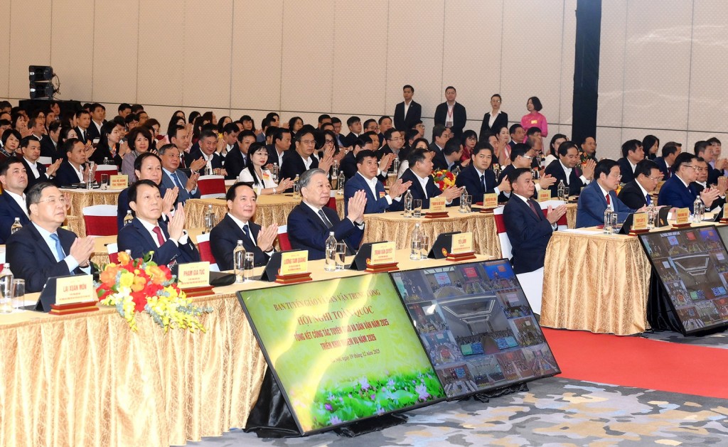 Phát biểu của Tổng Bí thư Tô Lâm tại Hội nghị toàn quốc tổng kết công tác Tuyên giáo và Dân vận Phát biểu của Tổng Bí thư Tô Lâm tại Hội nghị toàn quốc tổng kết công tác Tuyên giáo và Dân vận