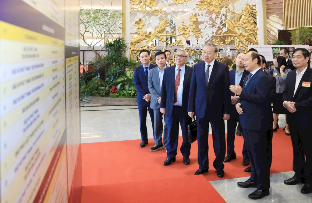 Phát biểu của Tổng Bí thư Tô Lâm tại Hội nghị toàn quốc tổng kết công tác Tuyên giáo và Dân vận Phát biểu của Tổng Bí thư Tô Lâm tại Hội nghị toàn quốc tổng kết công tác Tuyên giáo và Dân vận