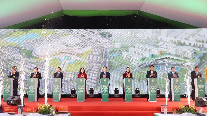 Bộ Y tế khánh thành Bệnh viện Bạch Mai, Việt Đức cơ sở 2