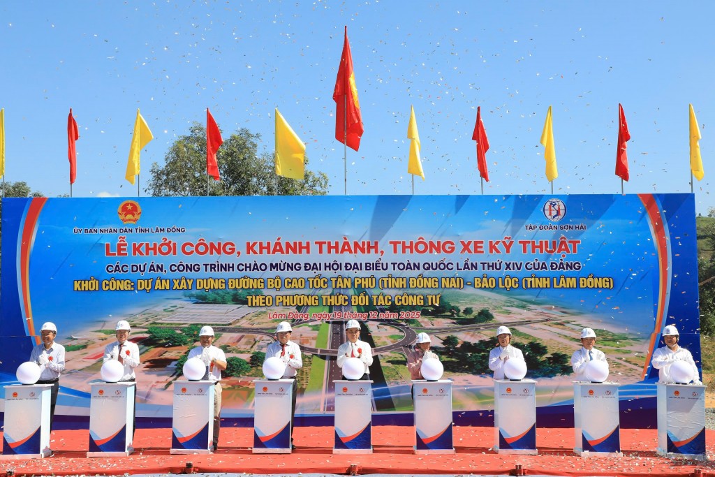 Lễ khởi công Dự án xây dựng đường cao tốc Tân Phú (tỉnh Đồng Nai) - Bảo Lộc (tỉnh Lâm Đồng)
