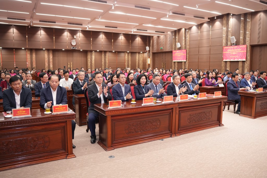 Dấu son 76 năm: Trường Lê Hồng Phong đạt chuẩn mức 1