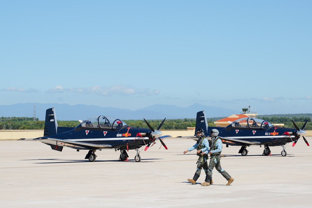 Sân bay quân sự Phan Thiết được kỳ vọng sẽ trở thành một điểm nhấn quan trọng trên bản đồ bố trí sức mạnh của Quân chủng Phòng không - Không quân, đồng thời tạo thế và lực để tỉnh Lâm Đồng phát triển bứt phá