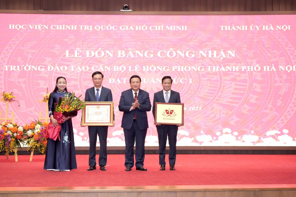 Ghi nhận những nỗ lực, phấn đấu trở thành trường bồi dưỡng cán bộ chất lượng cao, hiện đại