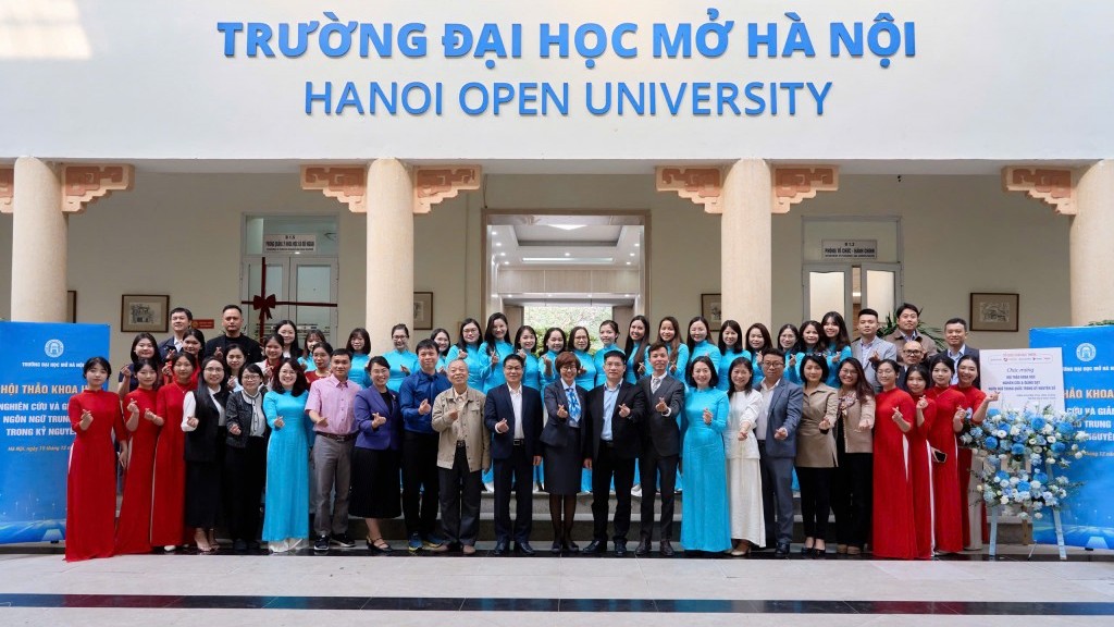 Đổi mới nghiên cứu, giảng dạy Ngôn ngữ Trung Quốc trong kỷ nguyên số