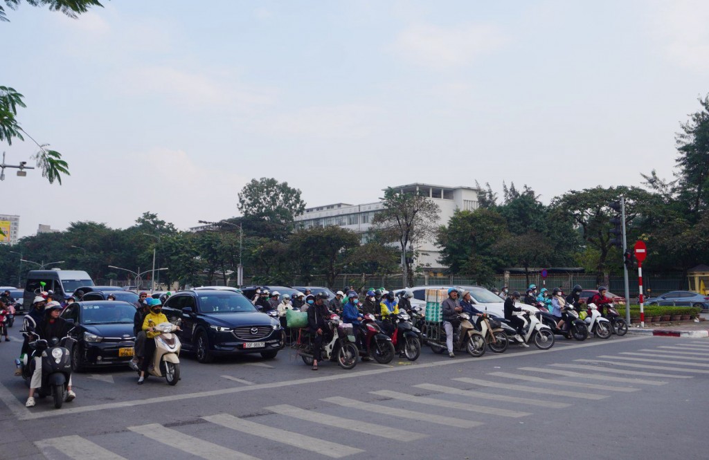 Sinh viên Thủ đô hướng tới văn hóa giao thông văn minh Sinh viên Thủ đô hướng tới văn hóa giao thông văn minh