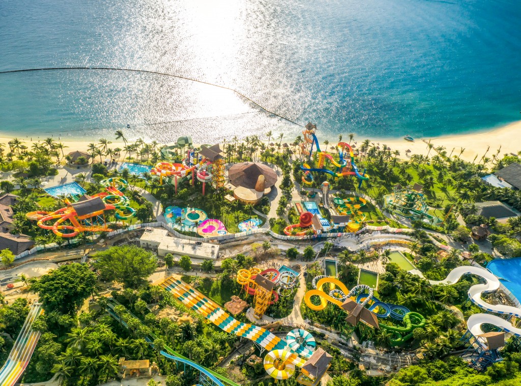 Tổ hợp tiện ích biểu tượng tạo nên tâm điểm văn hoá - thể thao - giải trí sống động giữa Vinhomes Green Paradise