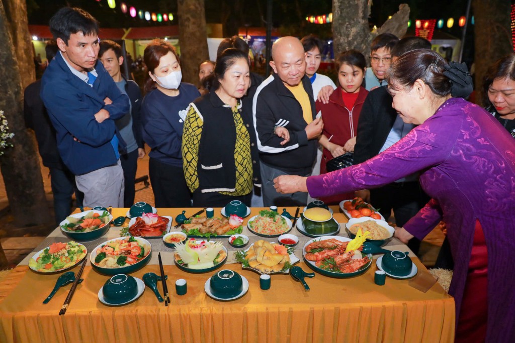 Bức tranh đa sắc về tinh túy ẩm thực Hà Nội