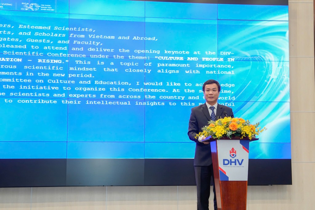 Văn hóa Việt trong kỷ nguyên hội nhập và chuyển đổi số Văn hóa Việt trong kỷ nguyên hội nhập và chuyển đổi số